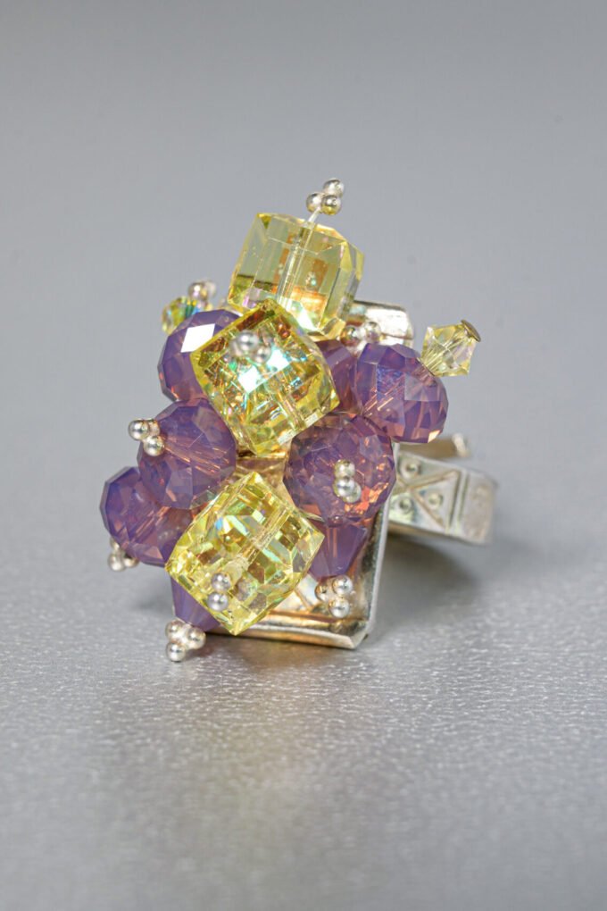 Δαχτυλίδι 9